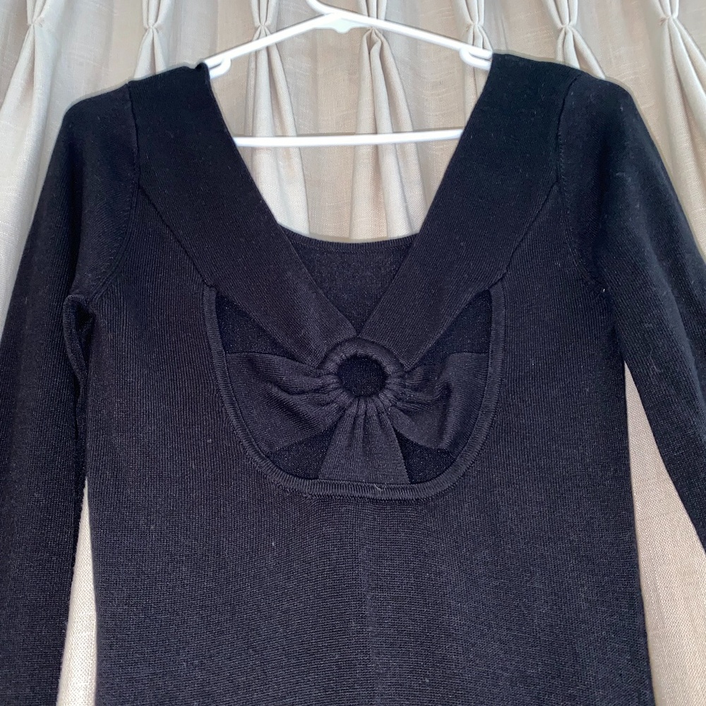 GUESS long sleeve sweater dress with pinwheel back